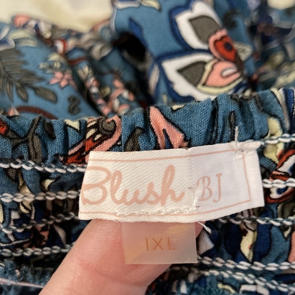 Blush BJ floral midi dress 1XL gathered with elastic back, plunging front w/ tie - Picture 7 of 8